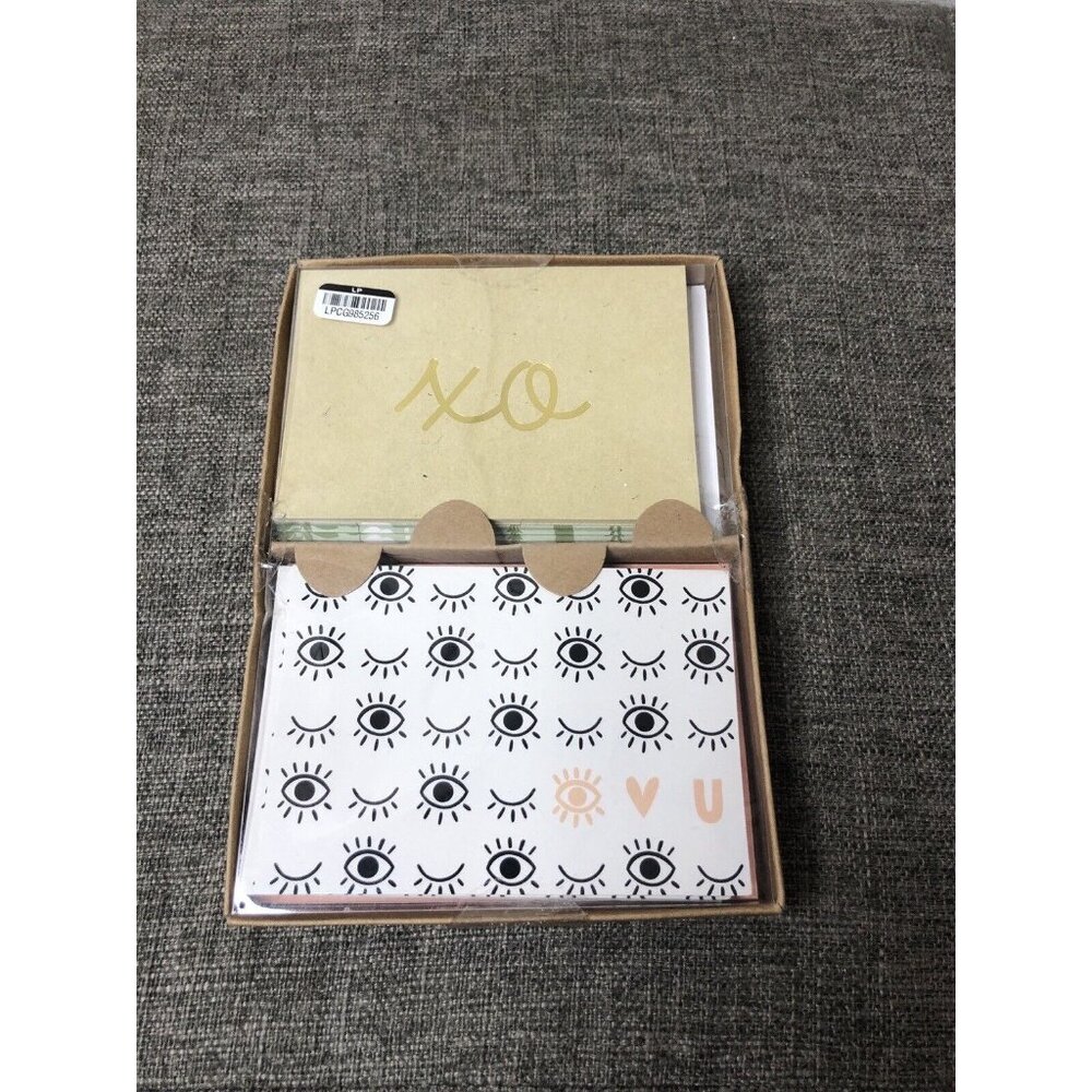 Design Group Beige Black 24 Count Xs Os Love Notecards with Envelopes 5" x 3.5"